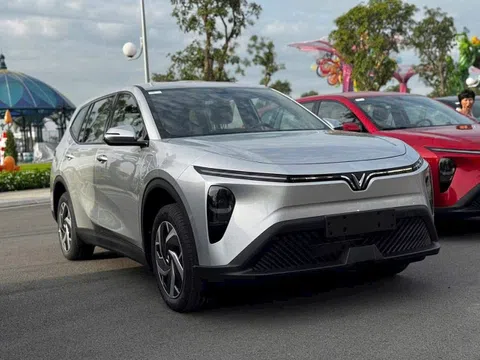 Bộ đôi xe điện VinFast Limo Green với BYD M6: Nên chọn xe nào cho bài toán kinh doanh?