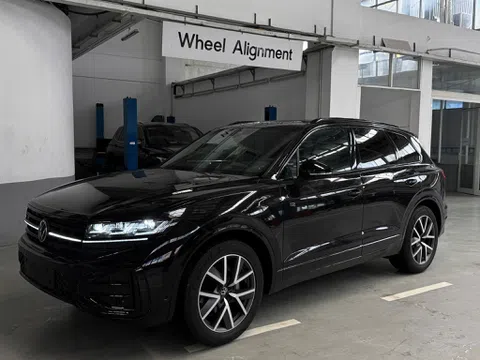 Volkswagen Touareg tung chiêu "khủng", quyết đấu với BMW X5, Audi Q7