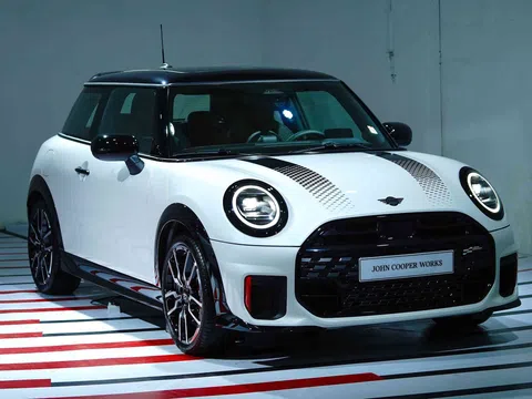 Mini John Cooper Works 3 cửa cập bến Việt Nam - Hatchback hiệu năng cao không dành cho số đông