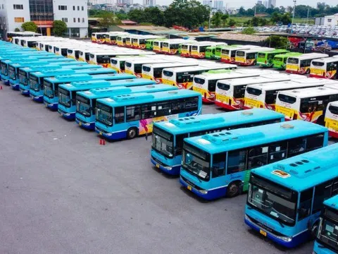 Hà Nội tạm ngưng 19 tuyến buýt, điều chỉnh giao thông trong thời gian cấm đường