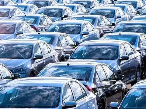 Siết chặt tiêu chuẩn nhiên liệu: Nguy cơ nhiều dòng ô tô phải ngừng bán tại Việt Nam