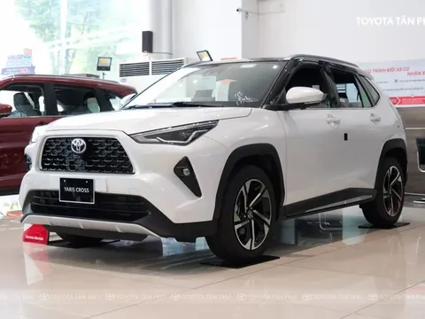 Doanh số Toyota Việt Nam sụt giảm do vướng tháng "Ngâu", Yaris Cross vẫn giữ ngôi đầu bảng