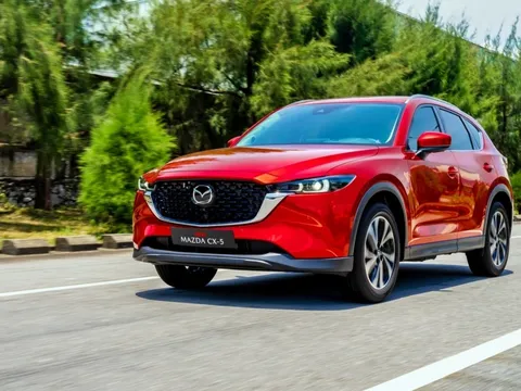 Mazda CX-5 giảm giá mạnh trong tháng 9, làm khó Ford Territory, Honda CR-V