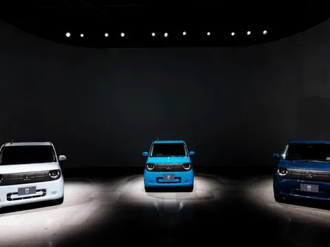 Honda ra mắt xe điện siêu nhỏ: Không gian 4 chỗ ngồi, sạc một lần đi 295 km