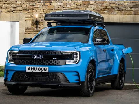 Mục sở thị Ford Ranger MS-RT PHEV: bán tải thể thao lai điện với thiết kế widebody hầm hố