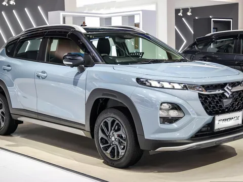 Suzuki Fronx sẽ ra mắt Việt Nam ngày 17/10, giá dự kiến ngang Toyota Raize, Kia Sonet