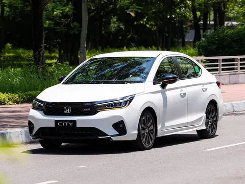 Sử dụng ô tô hộp số CVT: Những khác biệt với xe số tự động thông thường và sai lầm cần tránh