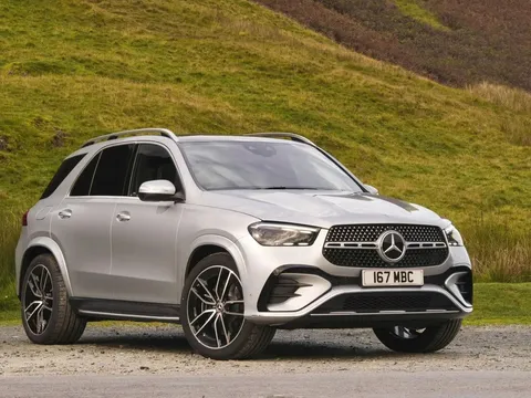 Đại lý báo nhận cọc Mercedes-Benz GLE 400e: Chạy thuần điện gần 100 km/sạc, dự giao xe tháng 11