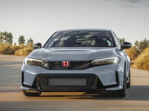 Honda Civic Type R sắp thành hàng sưu tầm tại Việt Nam: Chỉ còn 10 chiếc, giá gần 3 tỷ đồng