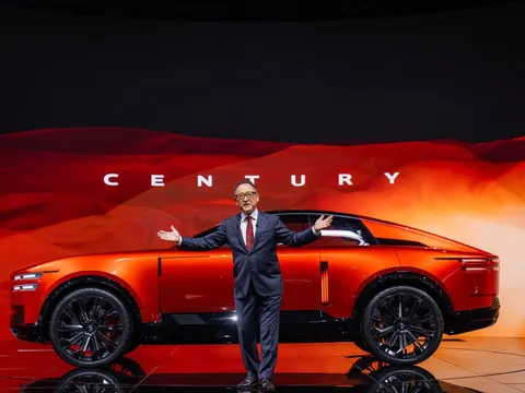Toyota Century Coupe Concept trình làng, tham vọng cạnh tranh Rolls-Royce và Bentley