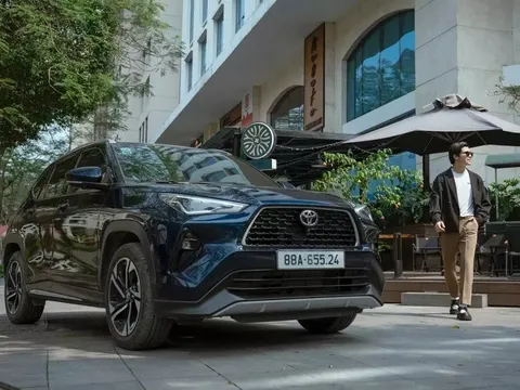 Toyota Việt Nam bàn giao gần 8.000 xe trong tháng 11, Yaris Cross tiếp tục là "ngôi sao sáng"