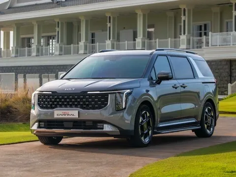 Xe Hàn bùng nổ ưu đãi cuối năm: Carnival Hybrid giảm 80 triệu, Palisade giảm đến 200 triệu đồng