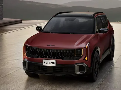 Mục sở thị Kia Seltos thế hệ mới: Kích thước lớn hơn, giao diện hầm hố hơn, sẽ có bản hybrid vào năm 2026