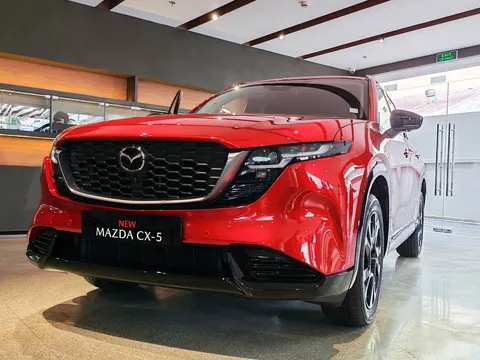 Mazda CX-5 thế hệ mới lần đầu xuất hiện tại Việt Nam: Dự kiến bán ra từ tháng 11/2026, giá vẫn là ẩn số
