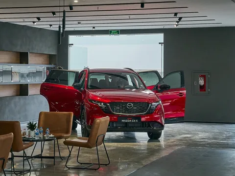 Showroom Mazda Flagship: Những yếu tố khiến cửa hàng này không giống bất kỳ đại lý nào