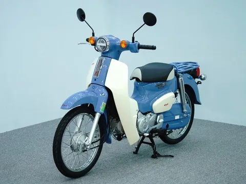 Xe máy 50cc nhập khẩu về Việt Nam với giá 'không hề rẻ': Vì sao vẫn được nhiều khách hàng săn đón?