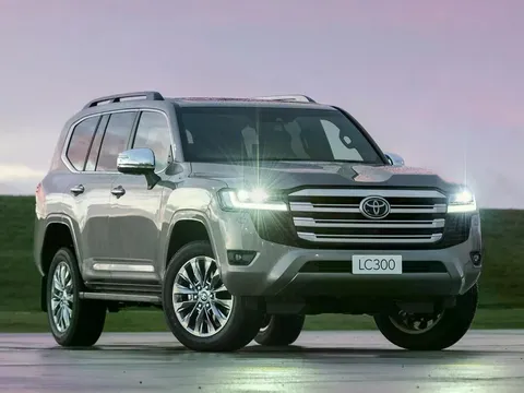 Toyota Land Cruiser 300 HEV sắp 'chào sân' thị trường Đông Nam Á, kỳ vọng sớm xuất hiện tại Việt Nam