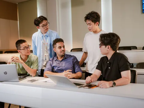 Vingroup triển khai chương trình đào tạo 20.000 nhân lực AI: Miễn học phí, làm dự án thật, lộ trình nghề nghiệp mở sẵn