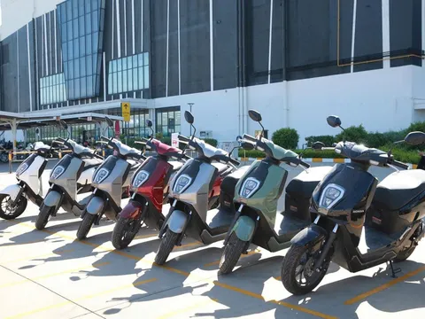 Ưu đãi đầu xuân, Honda Việt Nam giảm giá 5 triệu đồng cho xe máy điện ICON e: