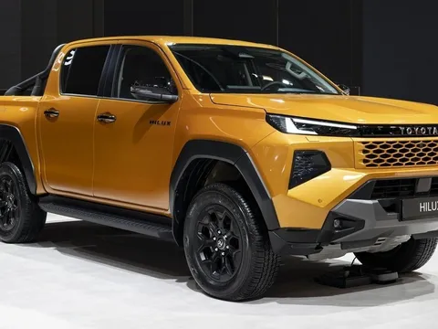 TOP 10 xe xăng dầu bán chạy nhất tháng 2/2026: Hilux lần đầu vượt Ranger, Xpander bất ngờ vắng mặt