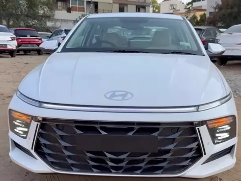 Chiêm ngưỡng Hyundai Accent 2026 'bằng xương bằng thịt' vừa cập bến đại lý: Bản nâng cấp có gì đáng chú ý?