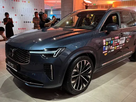 Cận cảnh Volvo XC90 2026 vừa ra mắt Việt Nam: Bản nâng cấp với giá thấp hơn hàng trăm triệu đồng có gì đặc biệt?