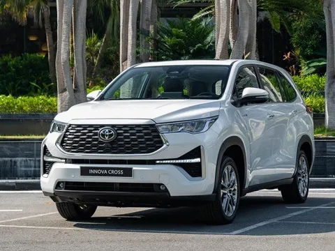 Bộ đôi Toyota Innova Cross và Toyota Yaris Cross lập kỷ lục doanh số trong tháng 3/2026