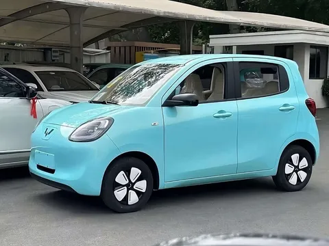 Wuling Macaron chính thức mở bán tại Việt Nam: Cấu hình 5 cửa, chạy tối đa 300 km/sạc