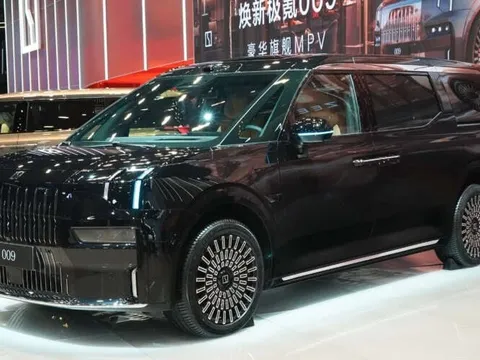 Cận cảnh Zeekr 009 2026 sắp bán tại Việt Nam: MPV điện mạnh hơn 900 mã lực, sạc 10 phút đi 510 km