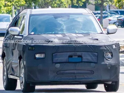 Lộ ảnh chạy thử của Hyundai Creta 2027: Ngoại hình bề thế hơn, nội thất hứa hẹn nâng cấp mạnh