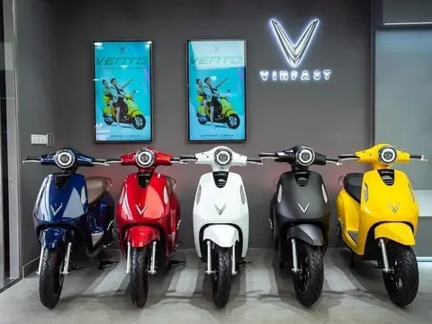 Những mẫu xe máy điện cốp rộng, tầm vận hành hơn 200 km/sạc