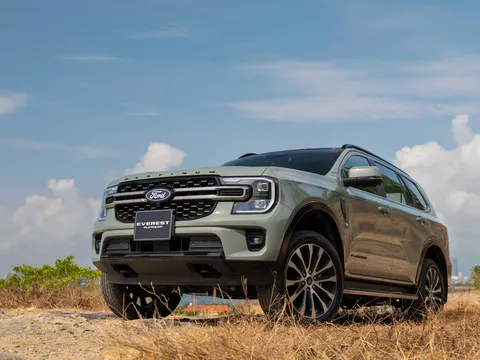 Ford Việt Nam công bố giá bán lẻ của Everest, Ranger Raptor và Ranger Wildtrak phiên bản nâng cấp