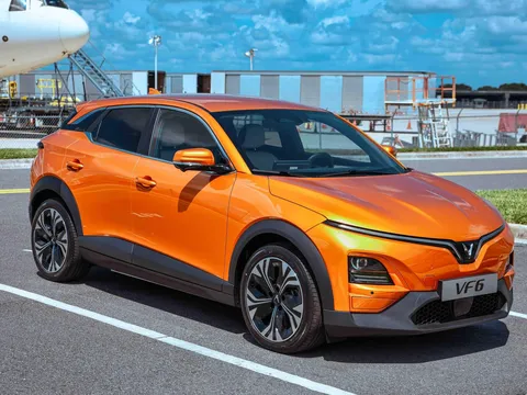 VinFast VF 6 bán gấp đôi Toyota Yaris Cross, tiếp tục thống trị nhóm SUV cỡ B tại Việt Nam