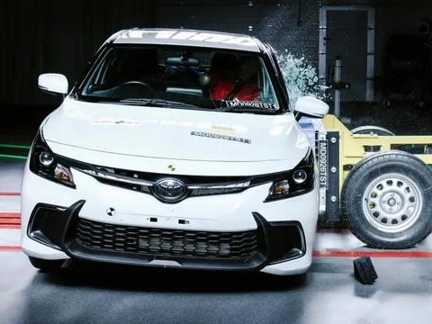 Toyota Starlet 'rớt thảm' trong bài kiểm tra an toàn, thiếu túi khí bên là điểm trừ lớn