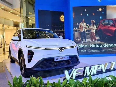 VinFast tung 'quân bài' MPV điện 7 chỗ tại Indonesia: Lắp ráp nội địa, miễn phí sạc đến 2029