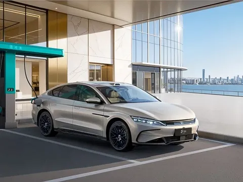 BYD Han EV mới có thể sắp về Việt Nam: Sạc gần đầy pin trong chưa tới 10 phút, chạy tối đa hơn 700 km/sạc?