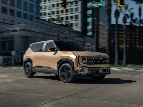 Kia Seltos 2027 được nâng cấp thiết kế và công nghệ, giá bán cũng cao hơn trước