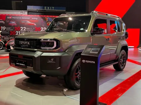 SUV địa hình cỡ nhỏ Toyota Land Cruiser FJ ra mắt Đông Nam Á, chờ ngày mở bán tại Việt Nam