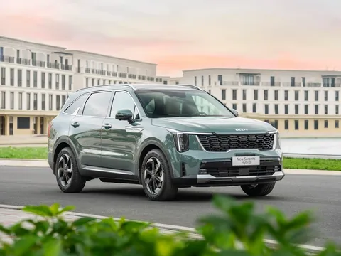 Kia Sorento Hybrid hoàn toàn mới cập bến Việt Nam, dự sẽ bàn giao đến khách hàng từ tháng 8/2026