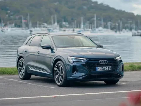 Audi Việt Nam triệu hồi xe điện e-tron và Q8 e-tron do nguy cơ lỗi hệ thống phanh