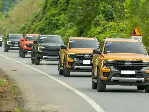Hàng trăm xe Ford Ranger, Everest nhập Thái bị triệu hồi do nguy cơ giảm tầm nhìn khi lái