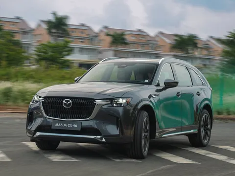SUV đầu bảng Mazda CX-90 chốt giá cao nhất 2,299 tỷ đồng, cạnh tranh Hyundai Palisade