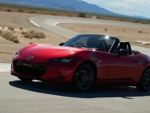 Mazda MX-5 chính thức ra mắt Việt Nam: Roadster 2 cửa Nhật Bản giá từ 1,339 tỷ đồng