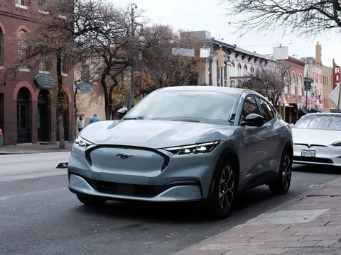 Doanh số lao dốc, nền tảng EV mới không dành cho Mustang Mach-E: Ford liệu có khai tử mẫu xe điện này?
