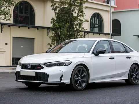 TOP 10 ô tô kén khách nhất Việt Nam tháng 6/2026: Honda Civic bất ngờ góp mặt
