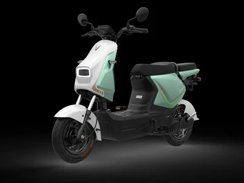 Giá chỉ 12 triệu đồng, xe máy điện VinFast Amio S2 dành cho học sinh có gì đặc biệt?
