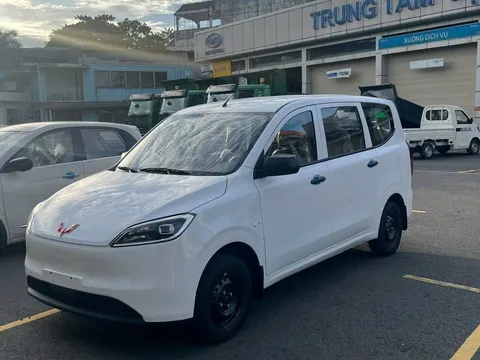 Cận cảnh Wuling Grango giá 499 triệu đồng: MPV điện 7 chỗ có cửa trượt, khoang chở hàng tới 3.300 lít