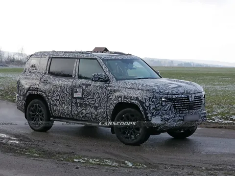 Mitsubishi Pajero thế hệ mới chỉ còn vài tuần nữa sẽ chính thức xuất hiện?