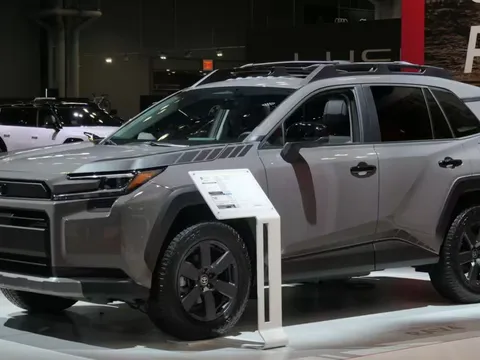 Xe điện hóa giúp Toyota tiếp tục thống trị doanh số ô tô toàn cầu