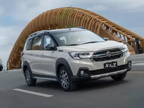Suzuki tung ưu đãi 'khủng' trước tháng Ngâu: XL7 Hybrid được tăng mức khuyến mại lên 75 triệu đồng